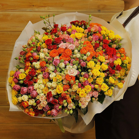 Ծաղկեփունջ «Any Rose Bellis» վարդ