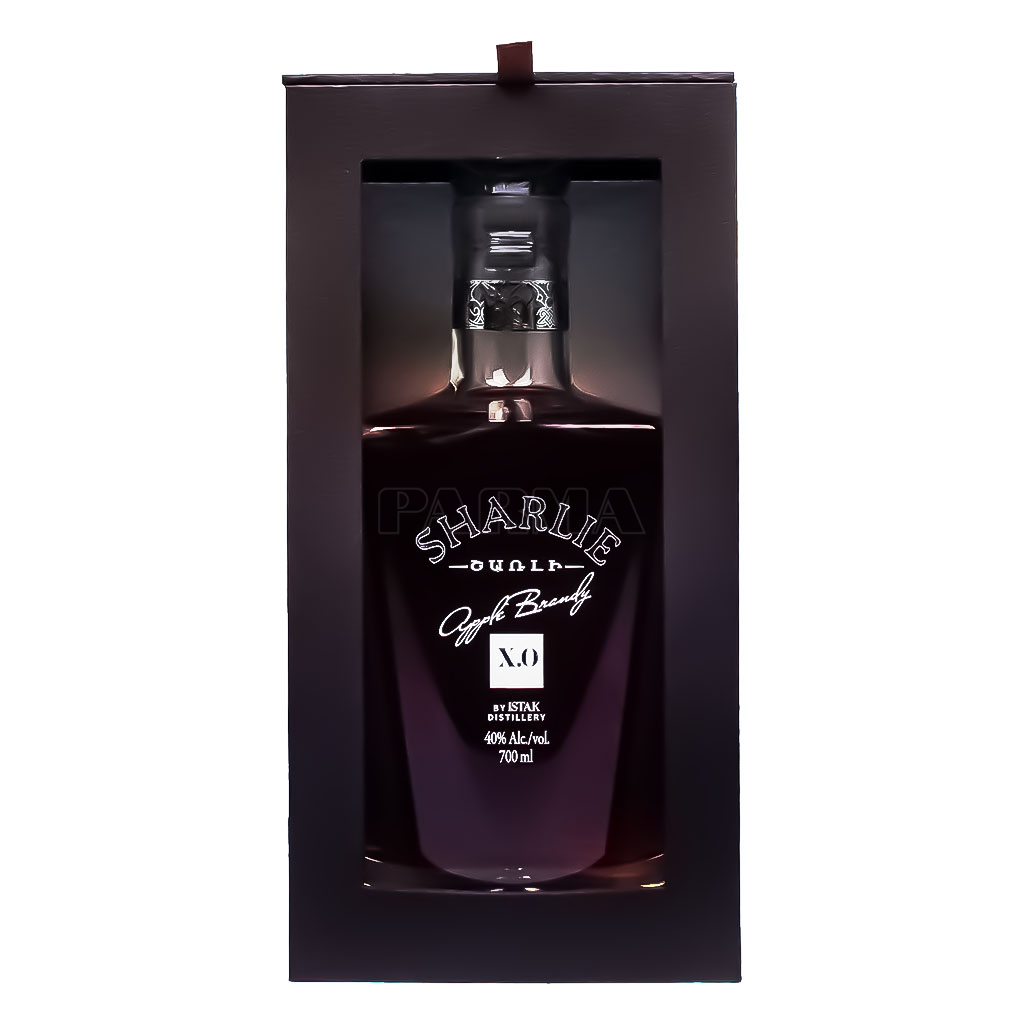 Brandy "Istak Sharlie X.O." apple 700ml